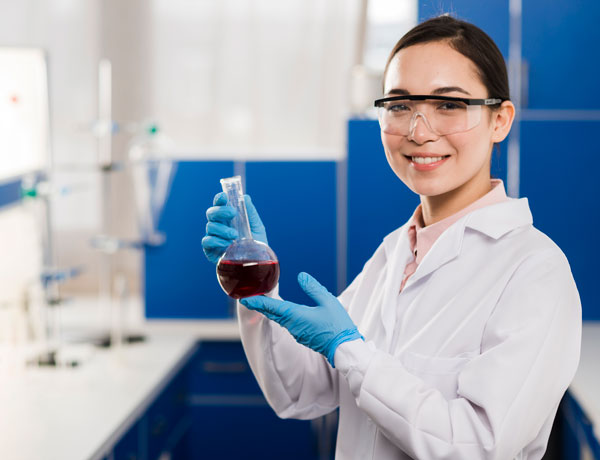 AUXILIAR DE LABORATORIO FACULTAD DE CIENCIAS EN INGENIERÍA